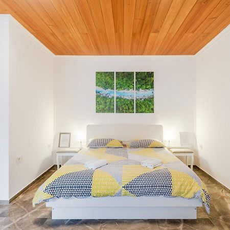 Apartmaji Mausi โบเว็ก ภายนอก รูปภาพ